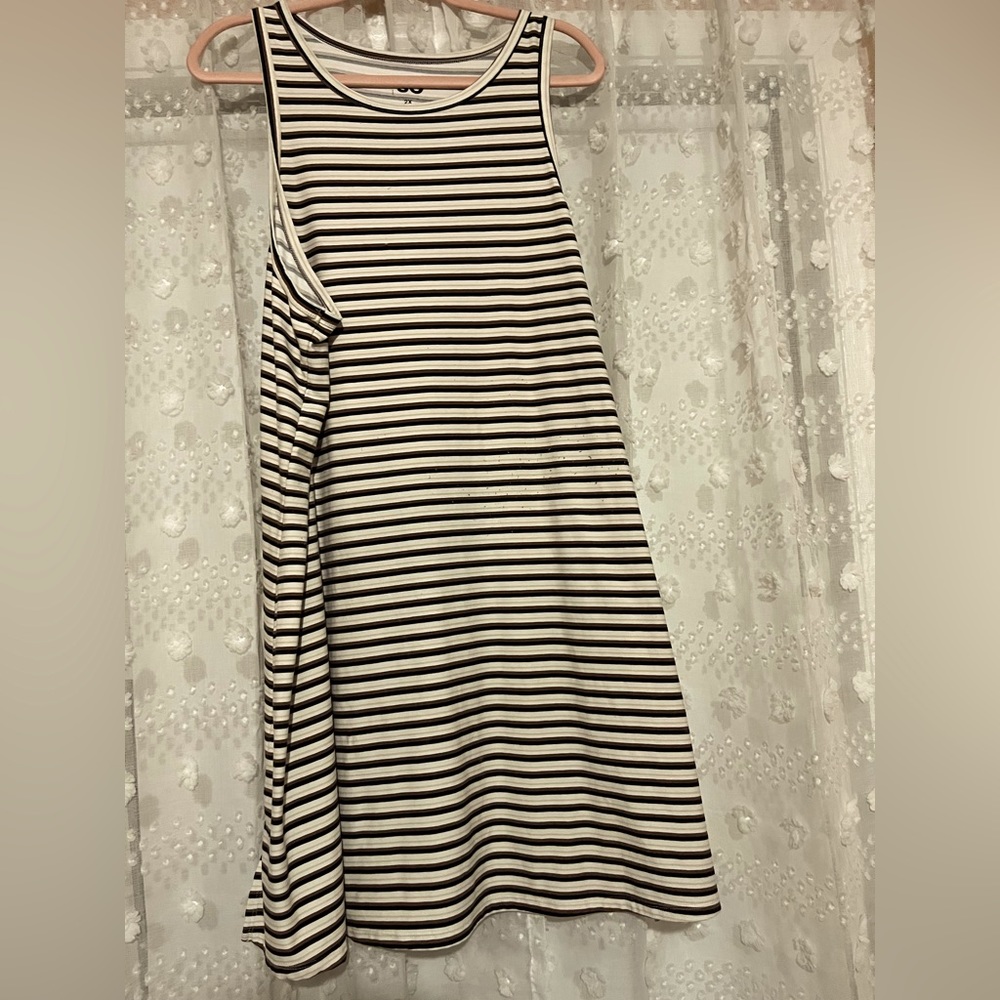 Soft tee shirt dress. From the brand SO. Size 2x